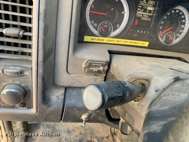 image for item LI9237 2013 Dodge Ram 5500HD  truck cab and chassis