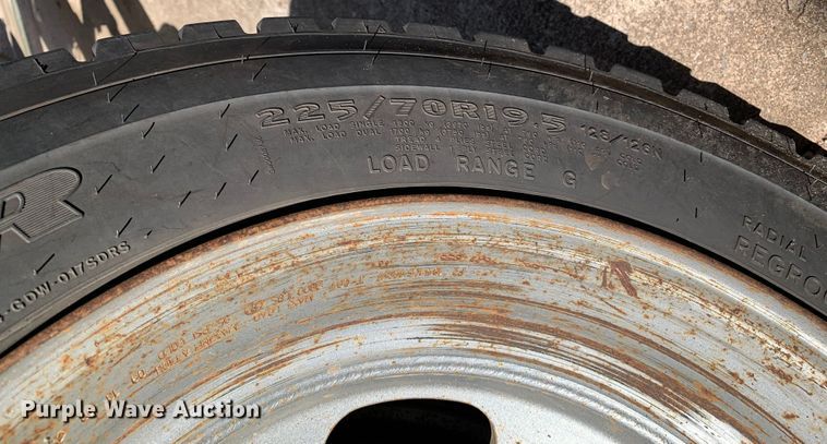 image for item LI9237 2013 Dodge Ram 5500HD  truck cab and chassis