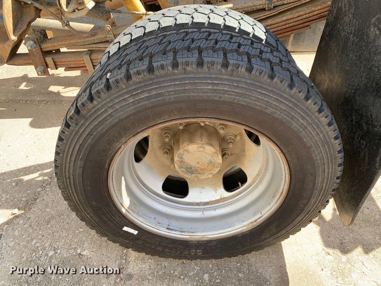 image for item LI9237 2013 Dodge Ram 5500HD  truck cab and chassis