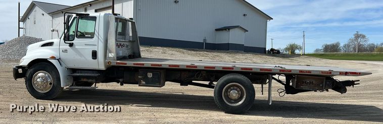 image for item LI9579 2007 International 4300  rollback truck