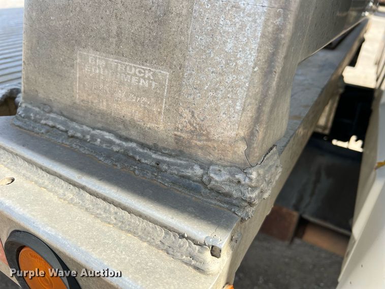 image for item LI9579 2007 International 4300  rollback truck