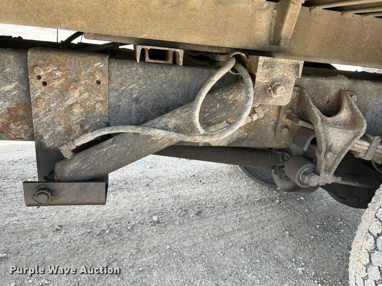 image for item LI9579 2007 International 4300  rollback truck