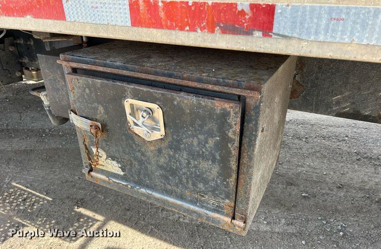 image for item LI9579 2007 International 4300  rollback truck