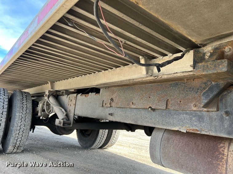 image for item LI9579 2007 International 4300  rollback truck