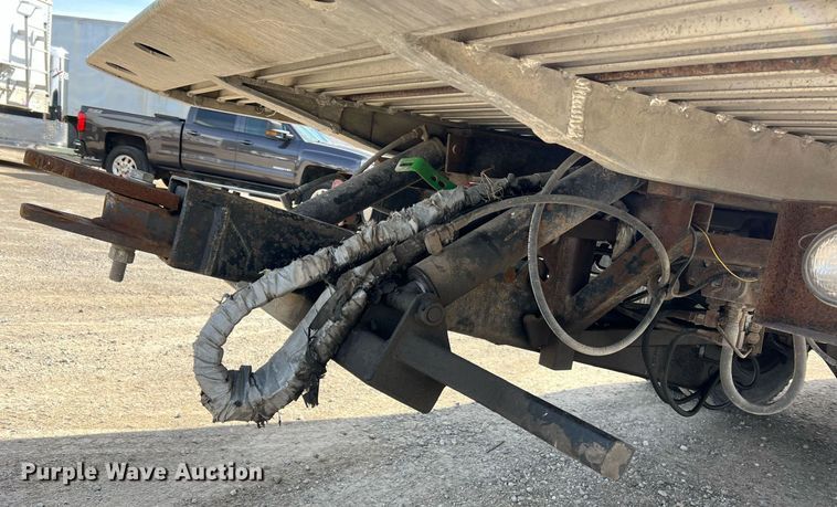 image for item LI9579 2007 International 4300  rollback truck