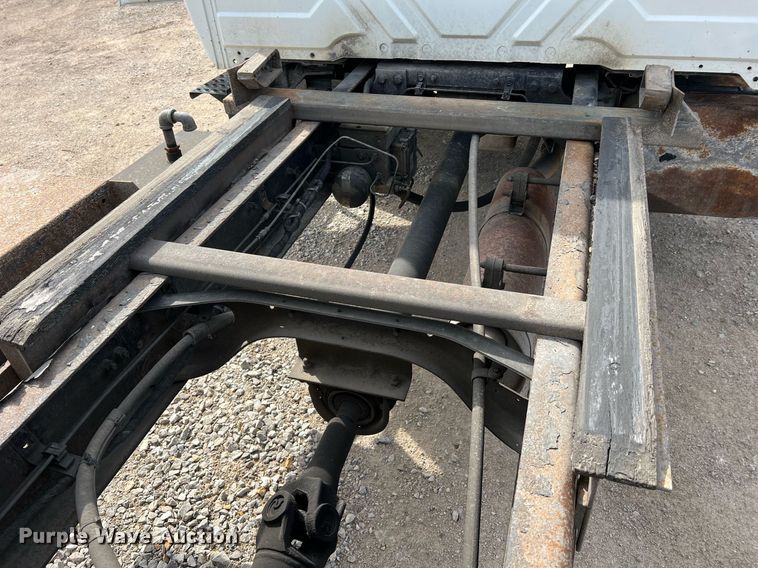 image for item LI9579 2007 International 4300  rollback truck