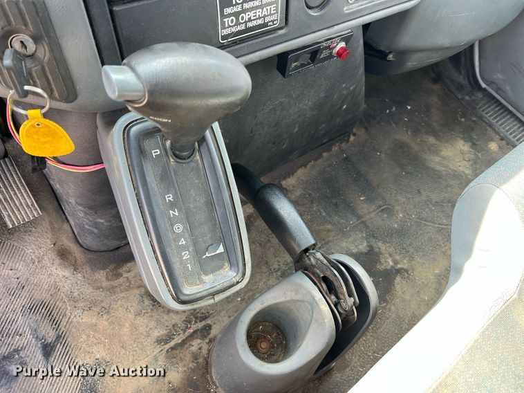 image for item LI9579 2007 International 4300  rollback truck