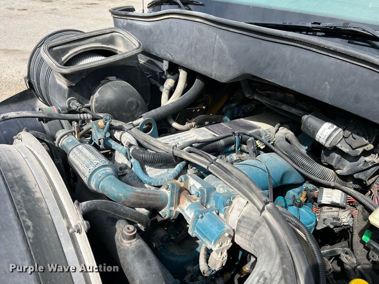 image for item LI9579 2007 International 4300  rollback truck