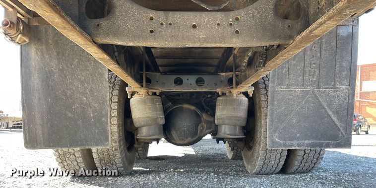 image for item LJ9545 2000 Sterling L7500  flatbed truck