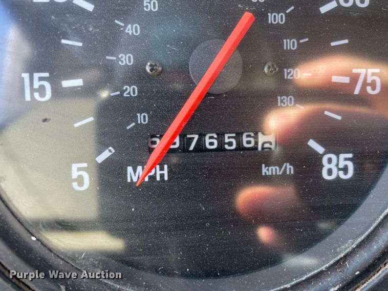 image for item LJ9545 2000 Sterling L7500  flatbed truck