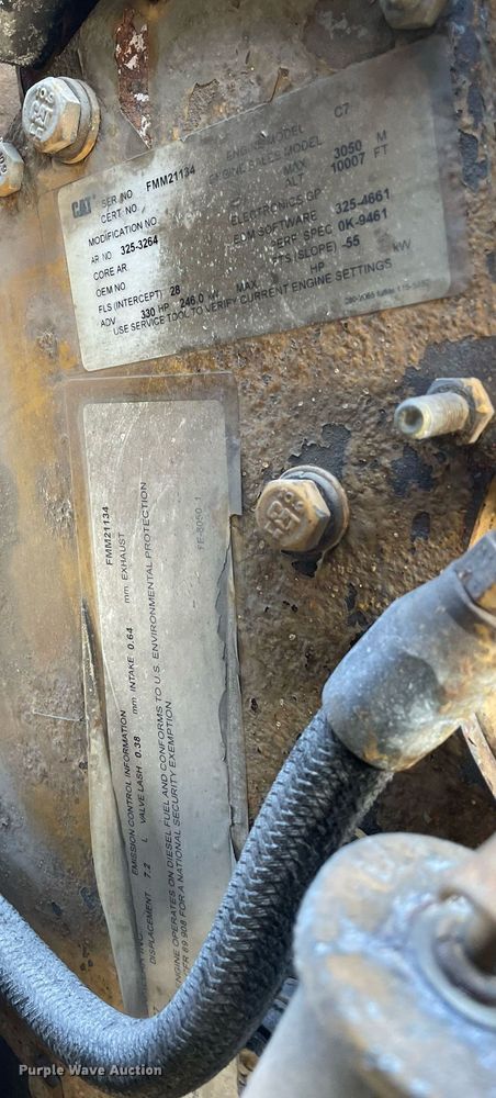 image for item LJ9545 2000 Sterling L7500  flatbed truck