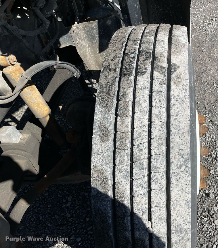 image for item LJ9545 2000 Sterling L7500  flatbed truck