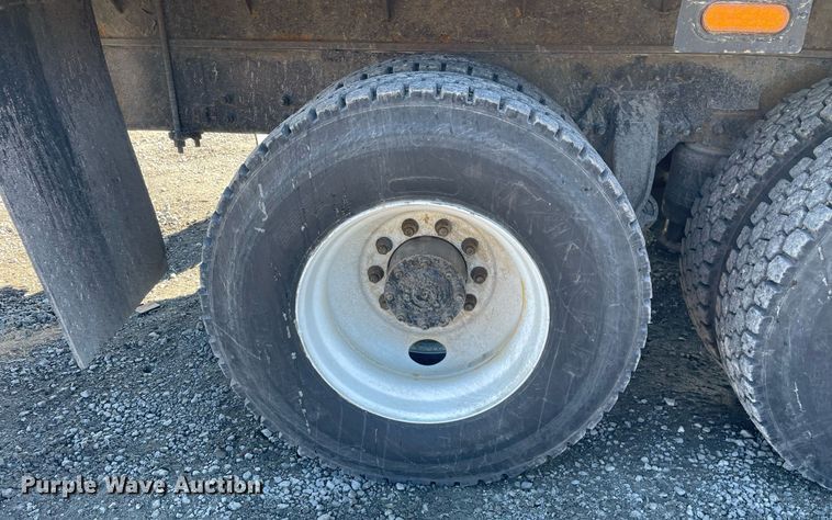 image for item LJ9545 2000 Sterling L7500  flatbed truck