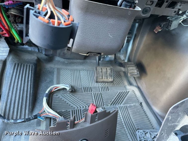 image for item LJ9547 2017 Volvo VNL  semi truck