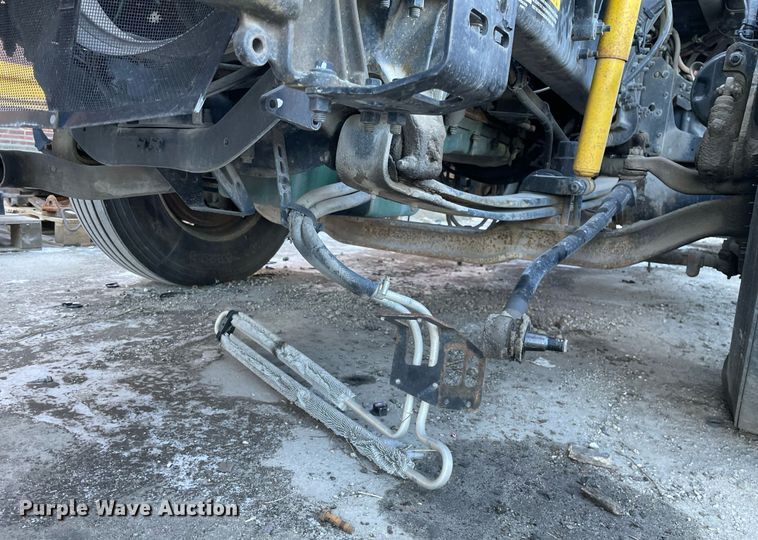 image for item LJ9547 2017 Volvo VNL  semi truck