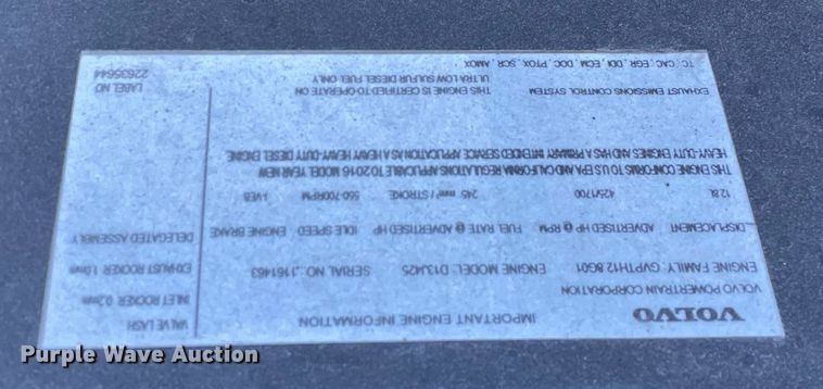 image for item LJ9547 2017 Volvo VNL  semi truck