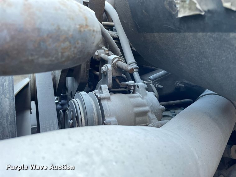 image for item LJ9548 1997 Ford LTA9000  semi truck