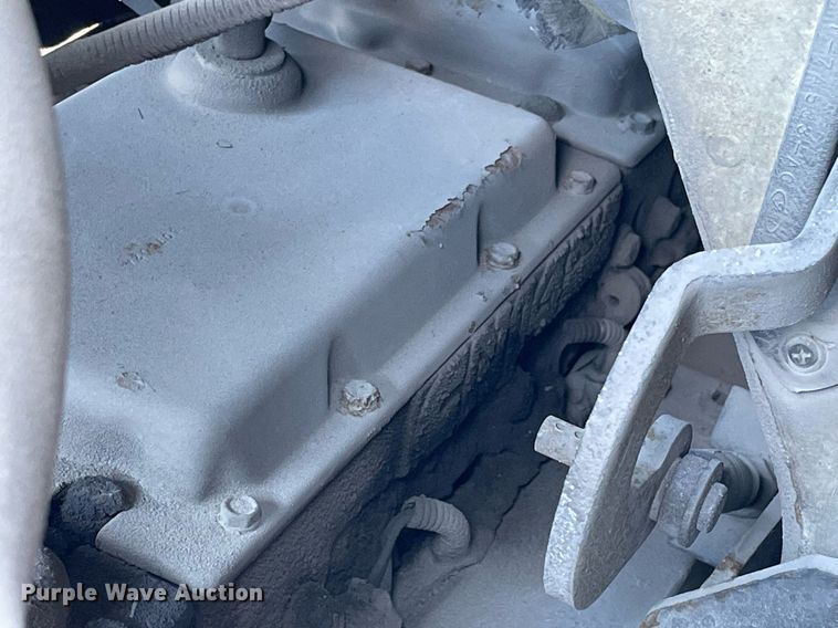 image for item LJ9548 1997 Ford LTA9000  semi truck