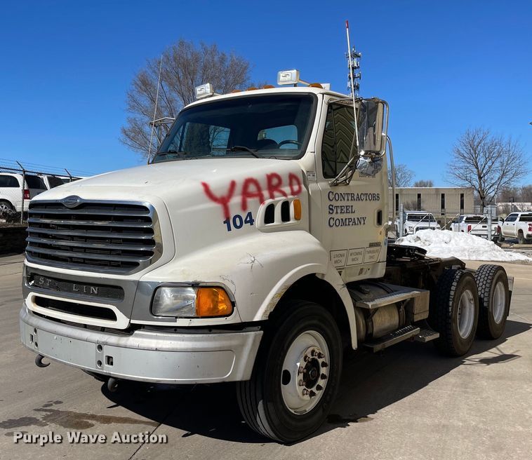 image for item LJ9549 2006 Sterling AT9500  semi truck