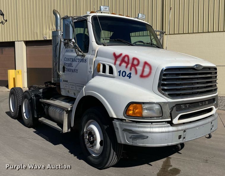 image for item LJ9549 2006 Sterling AT9500  semi truck