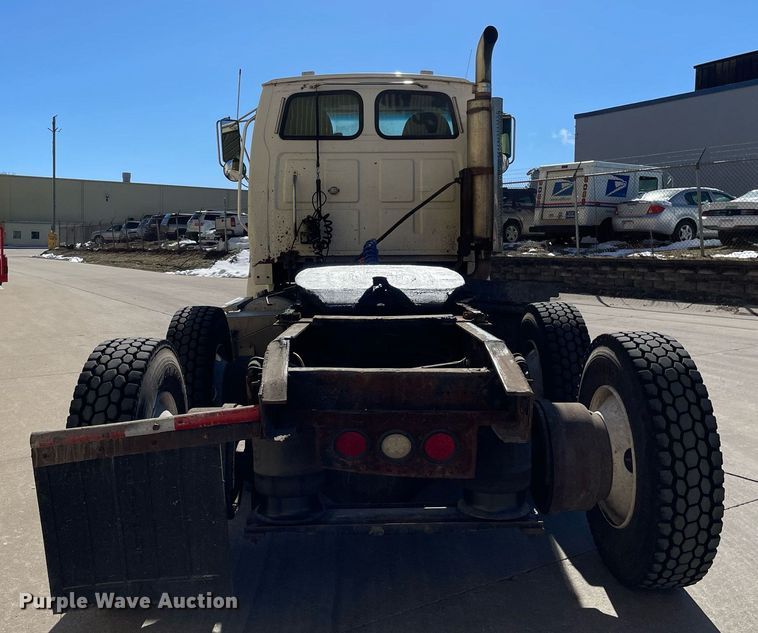 image for item LJ9549 2006 Sterling AT9500  semi truck