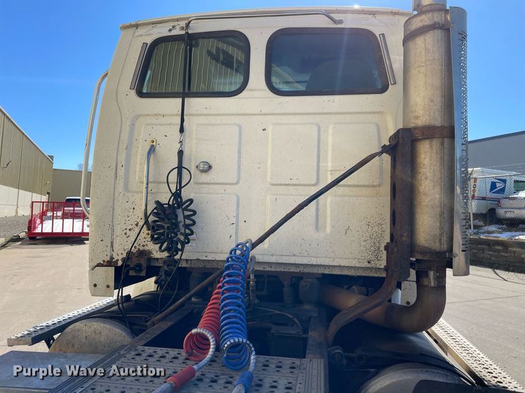 image for item LJ9549 2006 Sterling AT9500  semi truck