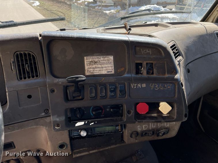 image for item LJ9549 2006 Sterling AT9500  semi truck