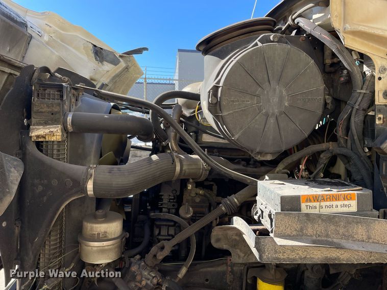 image for item LJ9549 2006 Sterling AT9500  semi truck