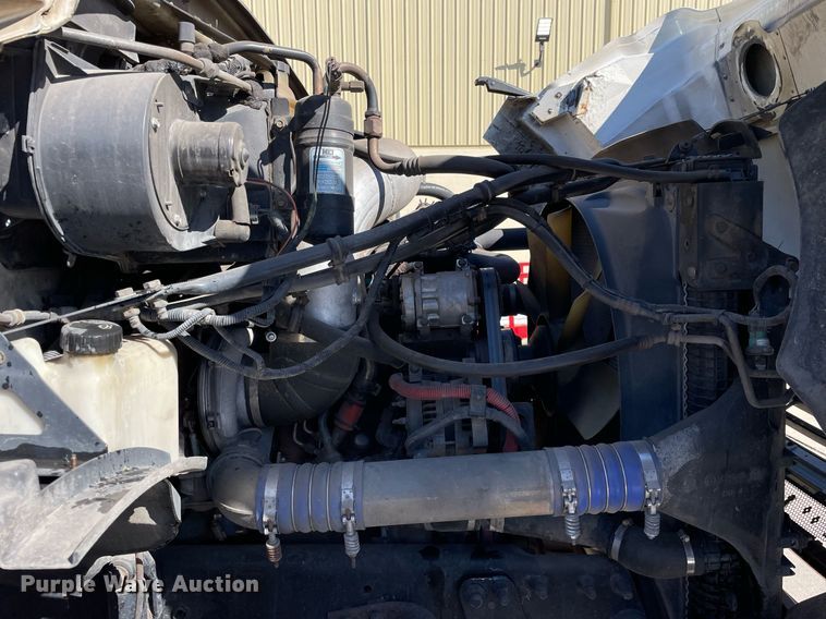 image for item LJ9549 2006 Sterling AT9500  semi truck