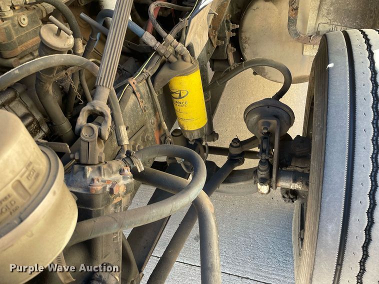 image for item LJ9549 2006 Sterling AT9500  semi truck