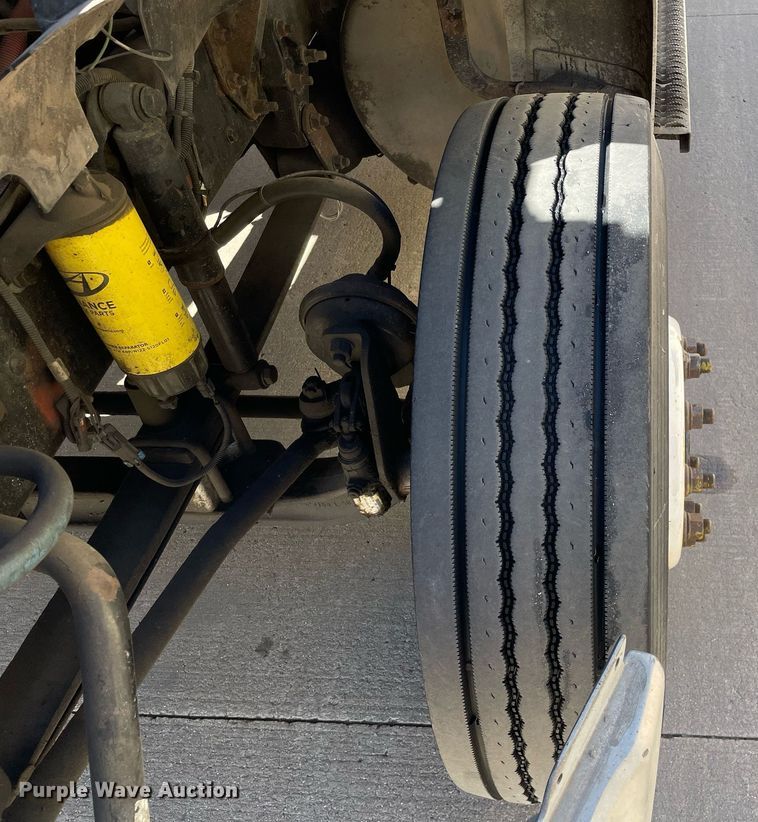 image for item LJ9549 2006 Sterling AT9500  semi truck