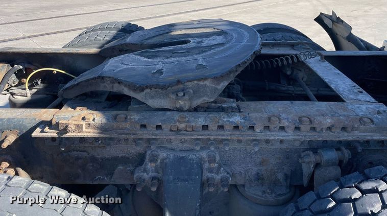 image for item LJ9550 2006  Sterling  semi truck