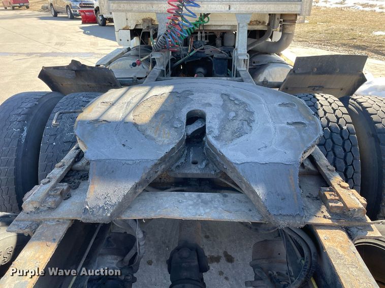 image for item LJ9550 2006  Sterling  semi truck