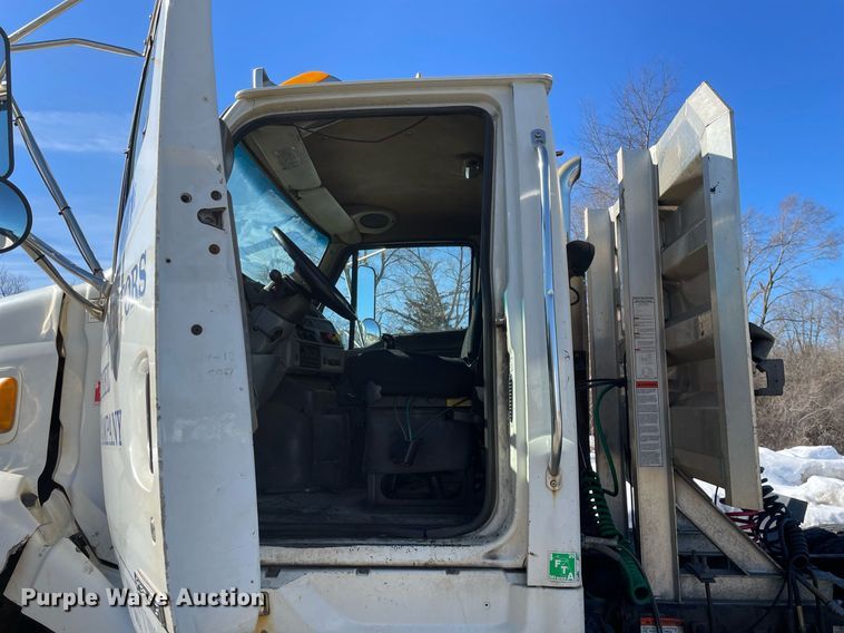 image for item LJ9550 2006  Sterling  semi truck