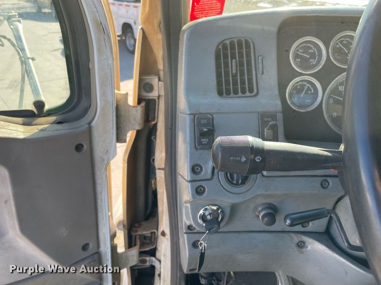 image for item LJ9550 2006  Sterling  semi truck