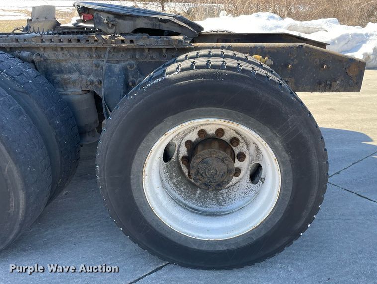 image for item LJ9550 2006  Sterling  semi truck