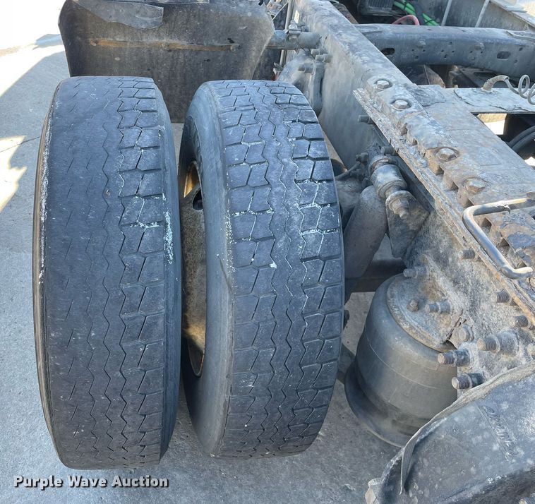 image for item LJ9550 2006  Sterling  semi truck