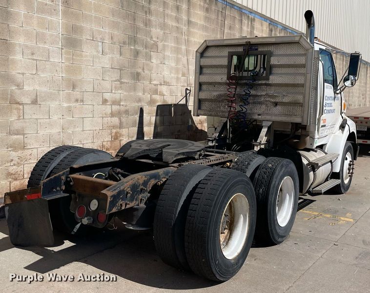 image for item LJ9553 2006 Sterling  semi truck