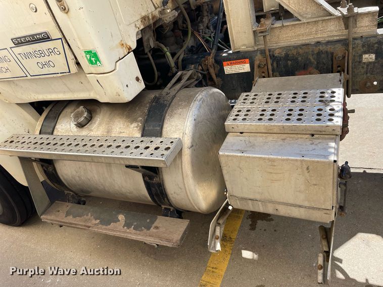 image for item LJ9553 2006 Sterling  semi truck