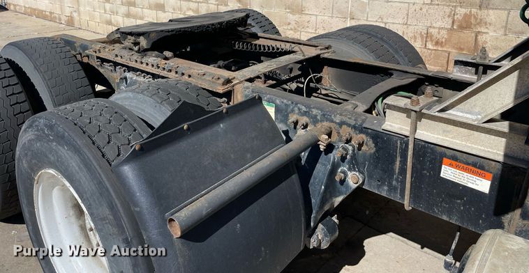 image for item LJ9553 2006 Sterling  semi truck