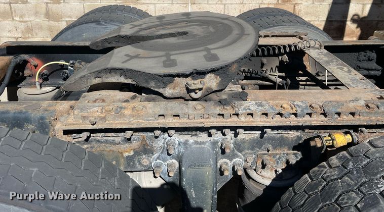 image for item LJ9553 2006 Sterling  semi truck