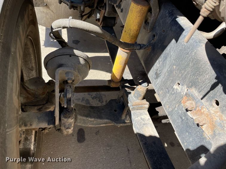 image for item LJ9553 2006 Sterling  semi truck