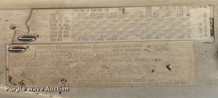 image for item LJ9553 2006 Sterling  semi truck