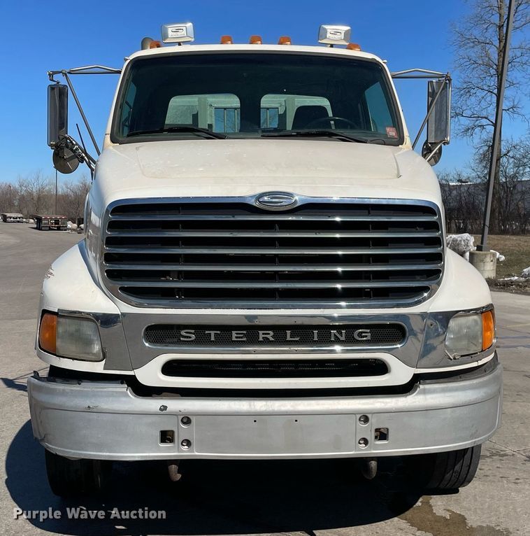 image for item LJ9554 2006 Sterling  semi truck