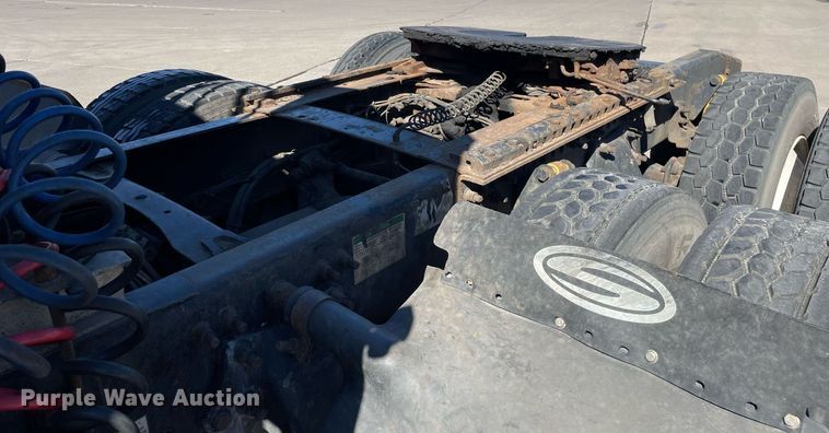 image for item LJ9554 2006 Sterling  semi truck