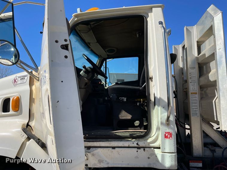 image for item LJ9554 2006 Sterling  semi truck