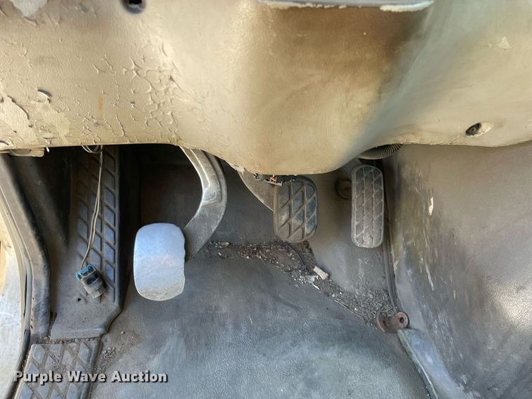 image for item LJ9554 2006 Sterling  semi truck