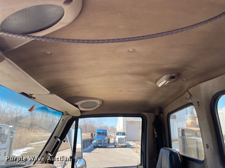 image for item LJ9554 2006 Sterling  semi truck