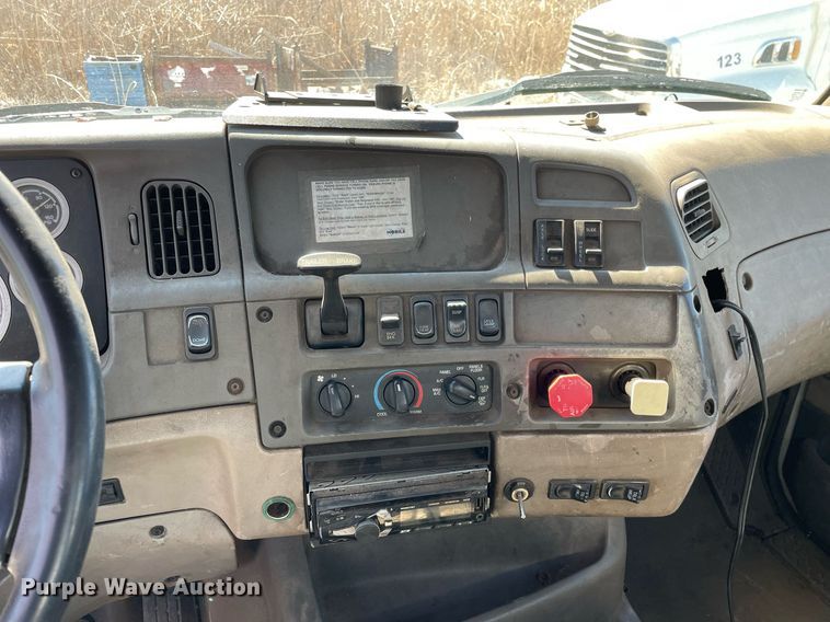 image for item LJ9554 2006 Sterling  semi truck