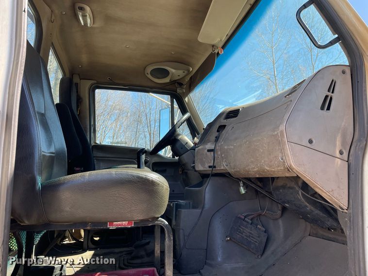 image for item LJ9554 2006 Sterling  semi truck